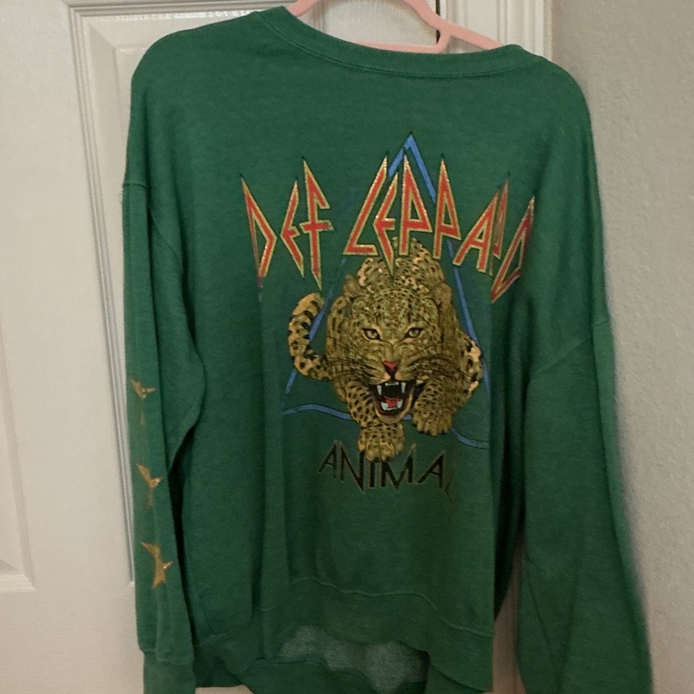 Green Def Leppard Graphic Sweatshirt